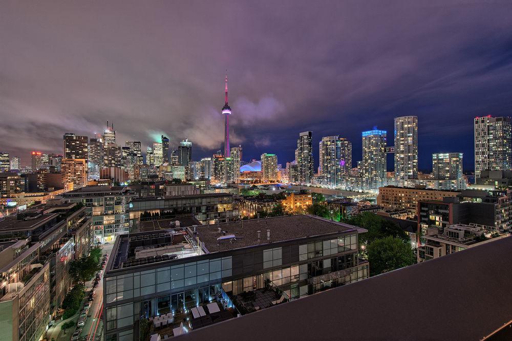 1 Hotel Toronto Skyline photo
